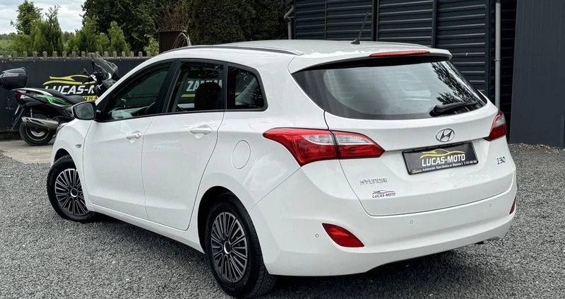 Hyundai I30 cena 34900 przebieg: 149000, rok produkcji 2014 z Praszka małe 742